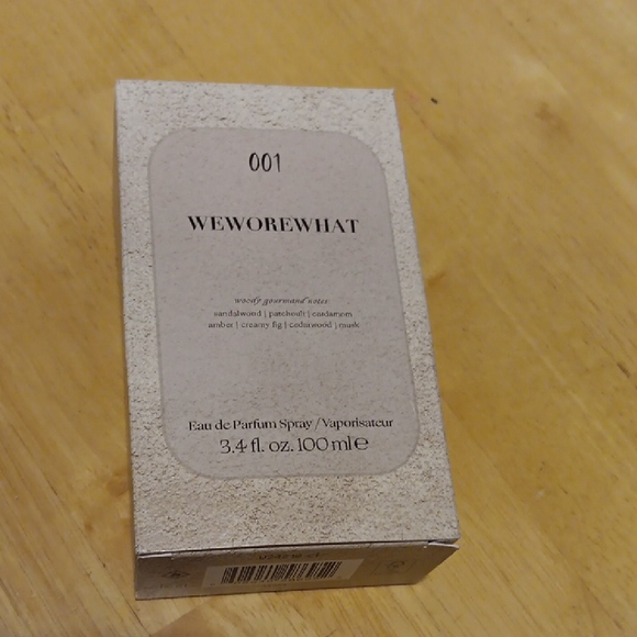 We Wore What Eau de Parfum 001 3.4oz NWT - Picture 4 of 4